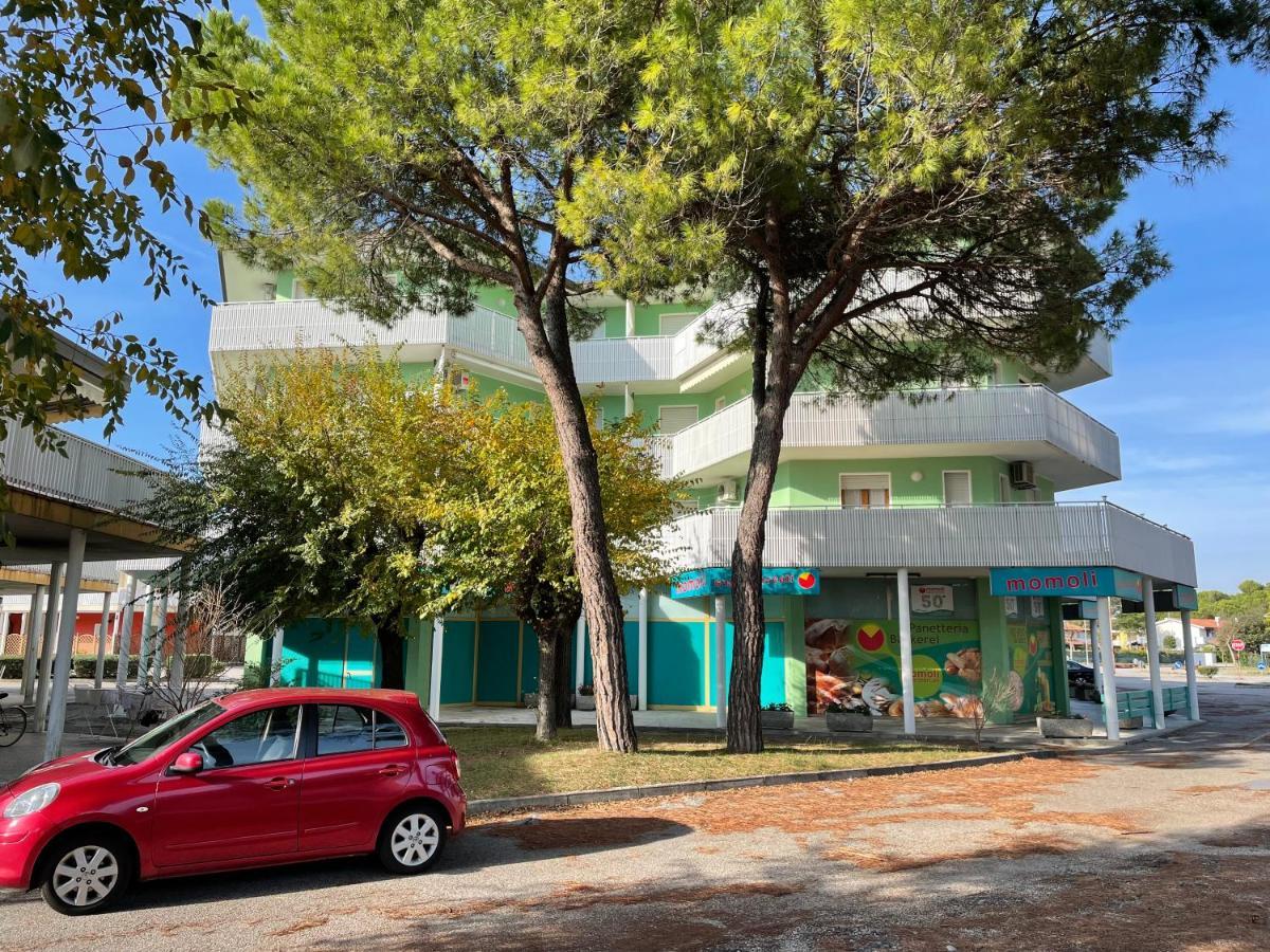 Condominio Prisma Bibione Bagian luar foto
